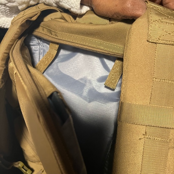 Condor backpack - Picture 7 of 11